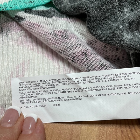 Colorful Abstract Women's Sweater - Picture 9 of 11